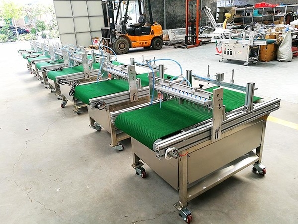 育苗穴盤播種機